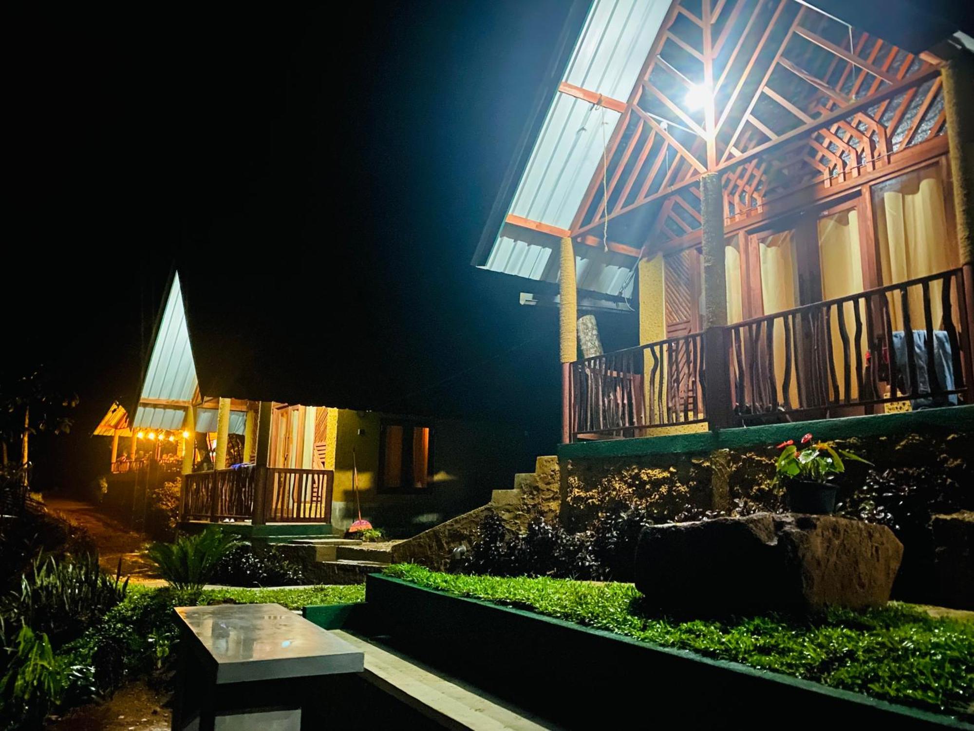 The Rainforest Hideaway Deniyaya Exterior photo